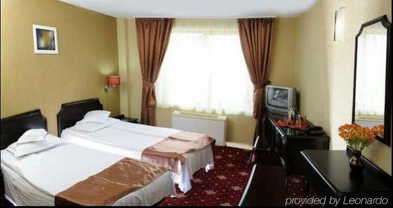 Hotel Ciao Targu Mures Exterior photo